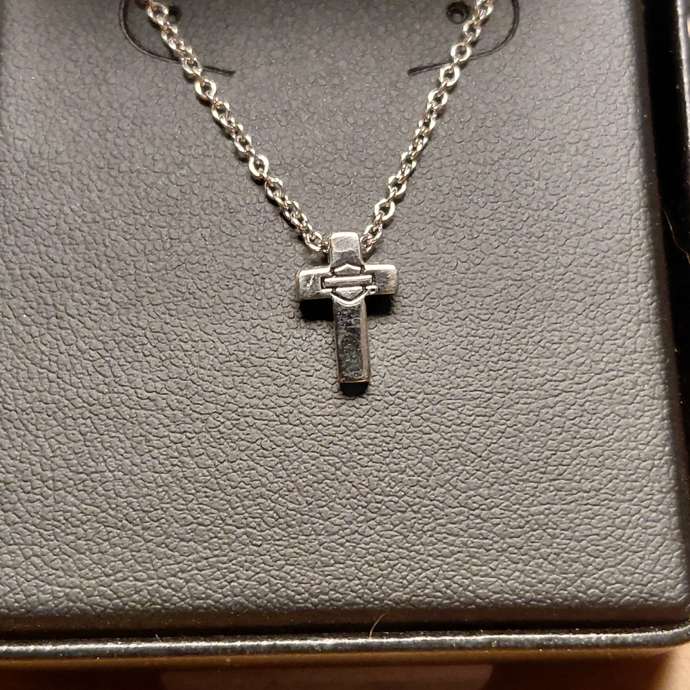 NWT Harley-Davidson Black Cross Necklace